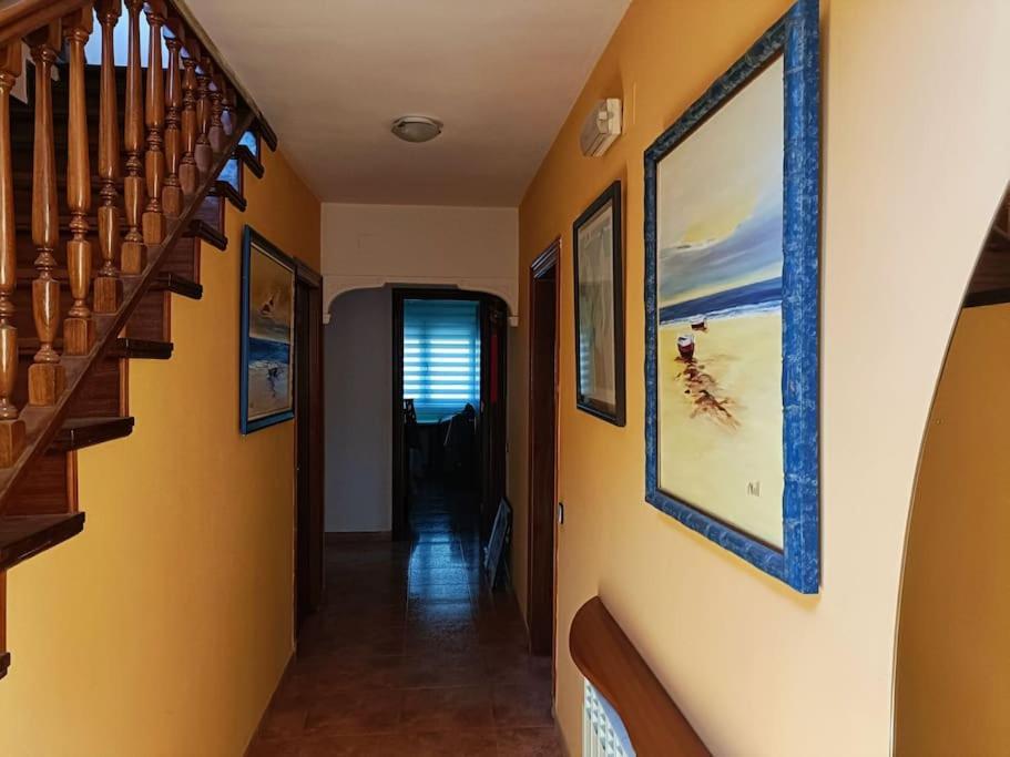 Casa Con Jardin Y Piscina Privada. Vila Santa Eulalia de Ronsaná Exterior foto